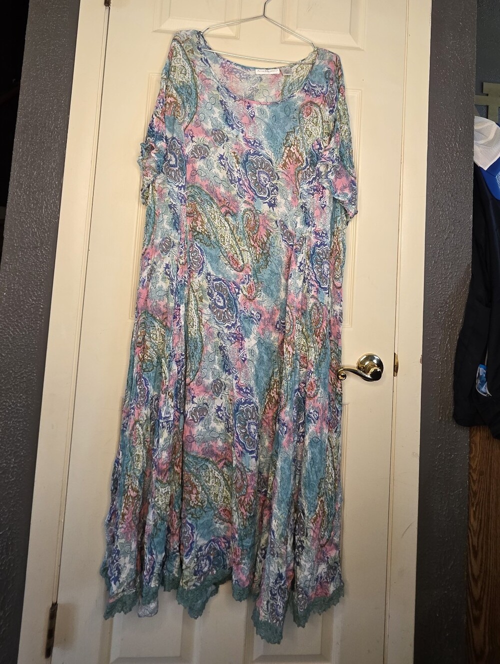 Women's Maxi Dress in Multicolor Paisley Print